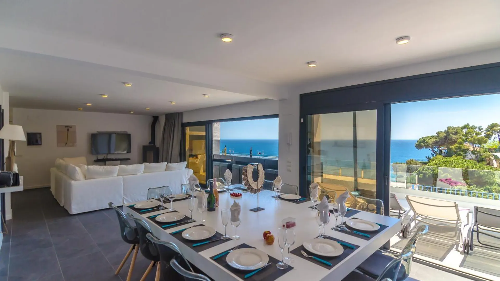 Villa Casa Blanca - Location Maitikoa Lloret de Mar 0*,  Spain